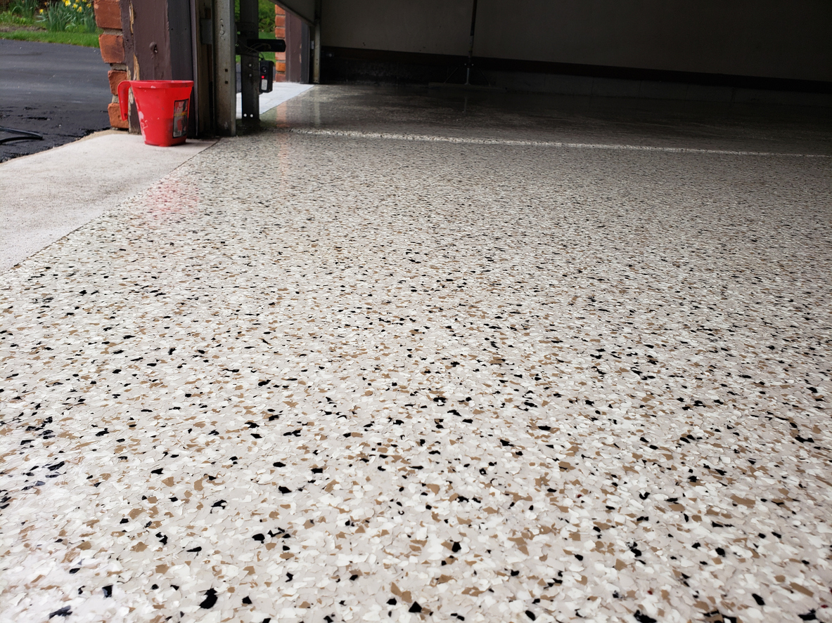 Clean garage with a professional epoxy floor coating