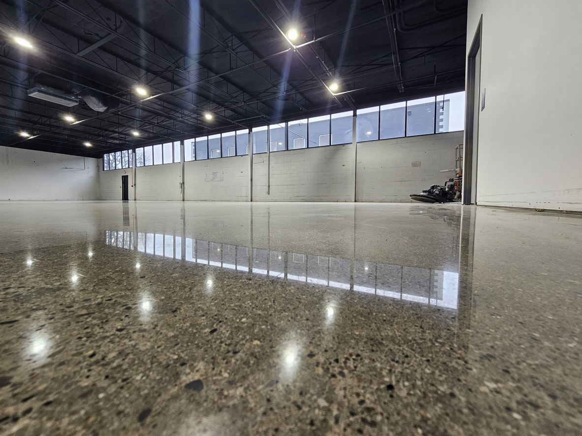 Professional epoxy flooring equipment